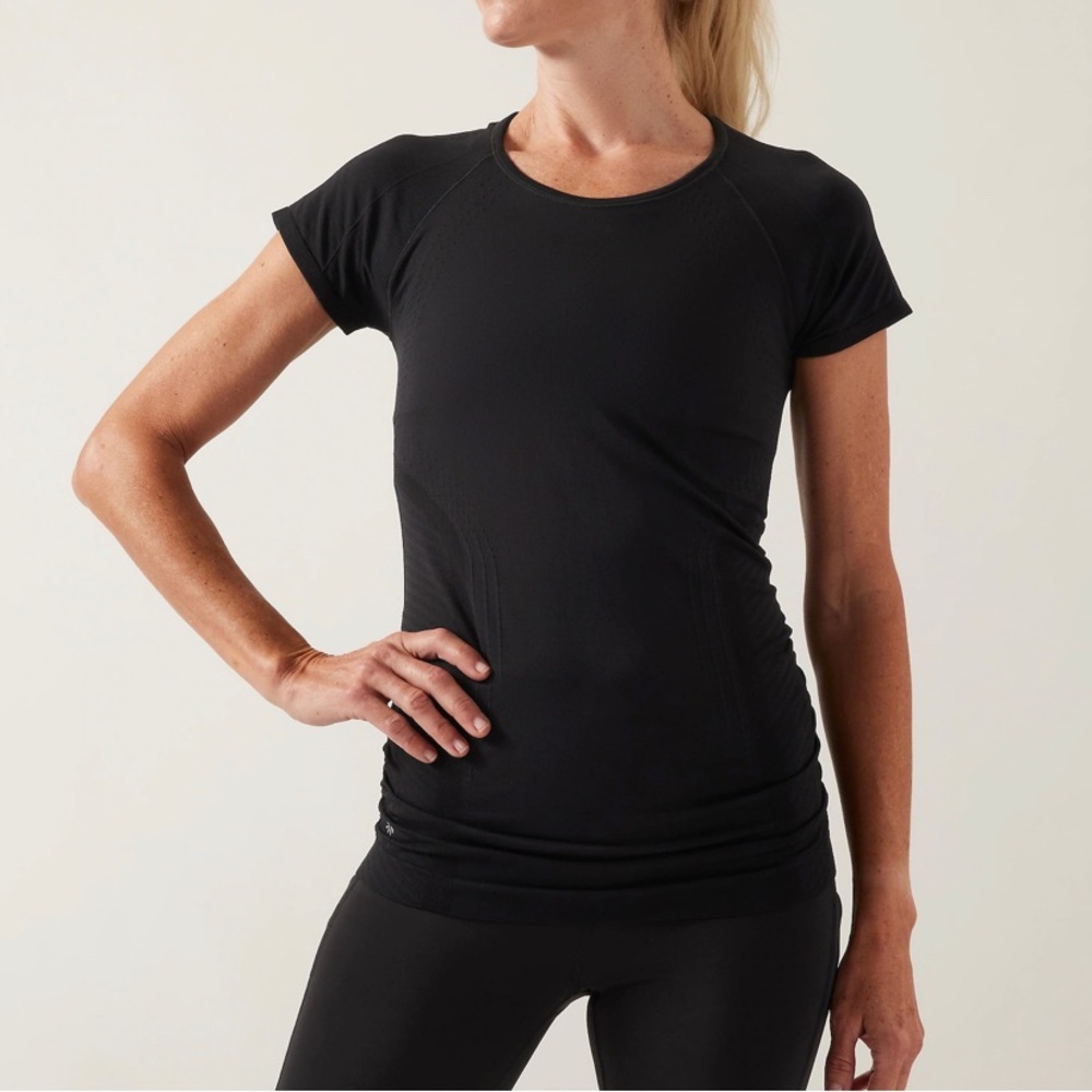 ATHLETA Speedlight Seamless Tee - Black